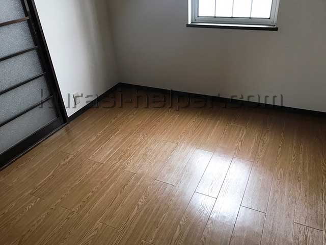 アパート空き室の床
